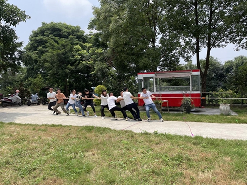 �����l(f��)չ��˾���ж��^�M(j��n)�����h������������l(f��)չ��˾�_չ����(hu��)���(d��ng)